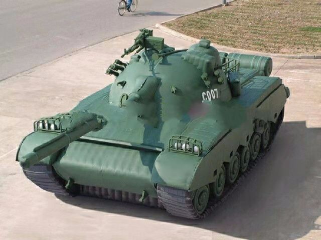 淮南军用充气坦克车